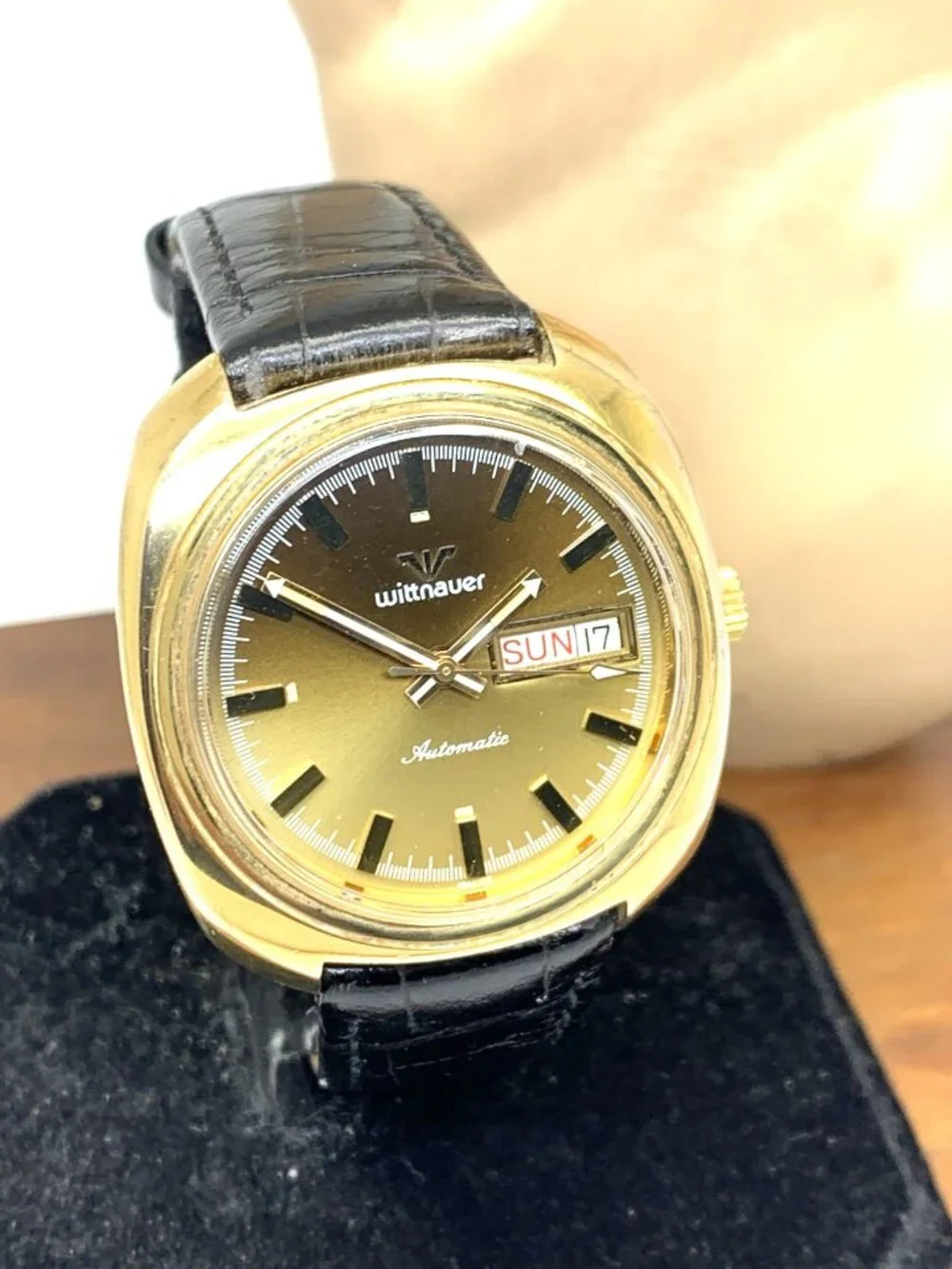 Wittnauer Men's Watch Vintage Swiss Automatic Gold Dial Day Date Leather Strap